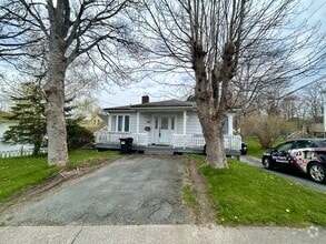 Building Photo - 31 Allandale Rd
