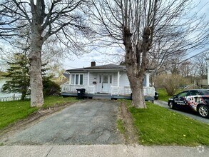 Building Photo - 31 Allandale Rd