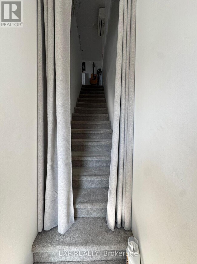 Photo du bâtiment - 1594 Dupont St