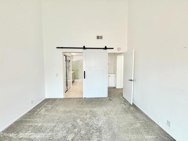 Building Photo - 2287 Martinique Ln