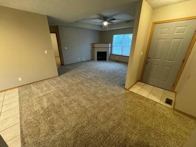 Building Photo - 3 Bedroom 2 Bathroom home in Willard Schoo...