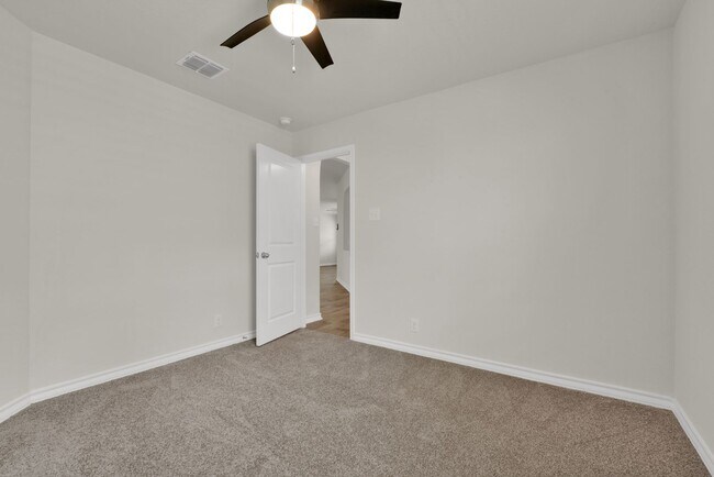 Foto del edificio - Charming 4-Bedroom Home in Redbird Ranch – Resort-Style Amenities & Prime Location!