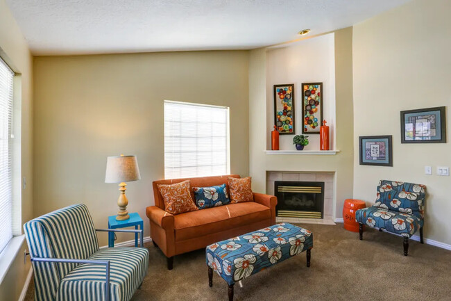 Sala de estar - Sterling Pointe Apartments