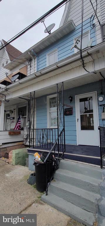 Foto del edificio - 939 W Pine St