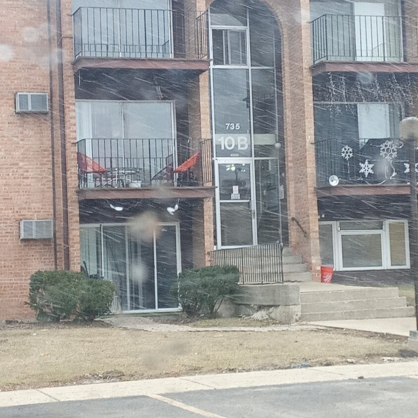 735 Heritage Dr Unit 10301, Hoffman Estates, IL 60169 Condo for Rent
