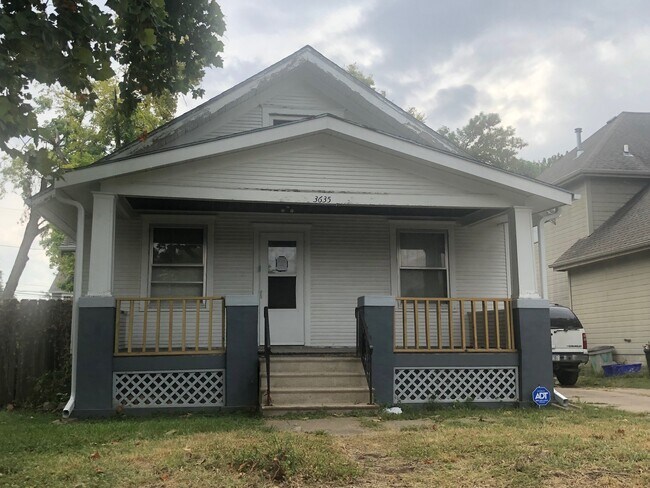 Building Photo - 3635 Avenue C