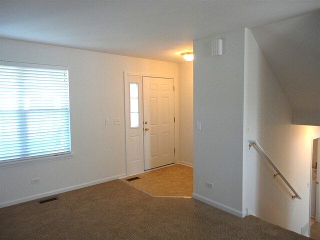 Building Photo - 4111 Sarah Dr