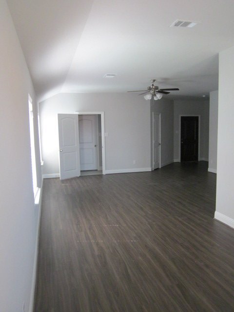 Foto del edificio - 1416 Warringwood Dr