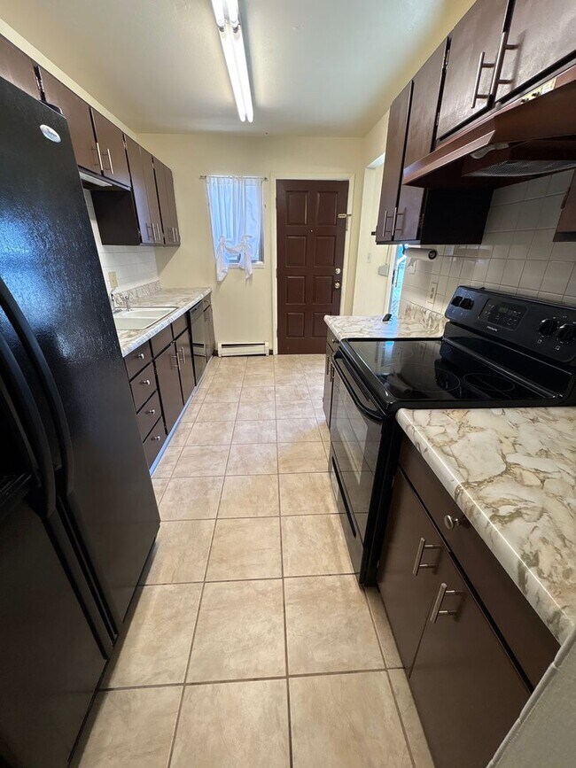 Foto del edificio - 2615-2617 E. 17th St.