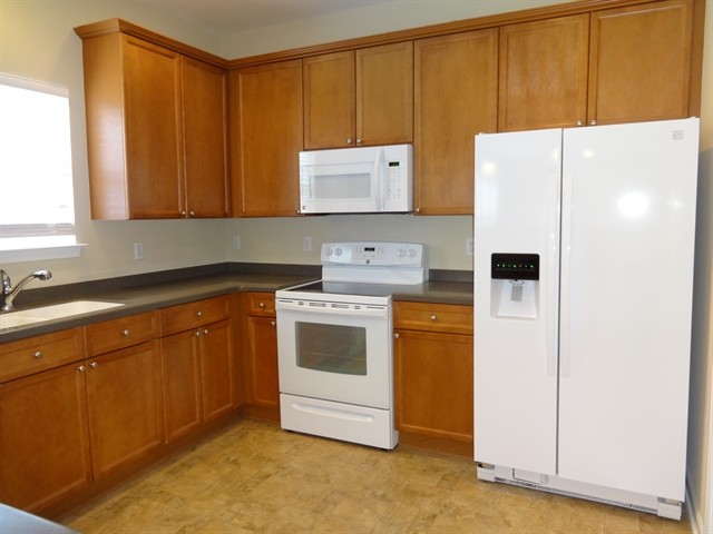 Building Photo - 108 Sarmiento Ln