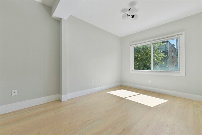 Foto del edificio - 179 Chelsea St