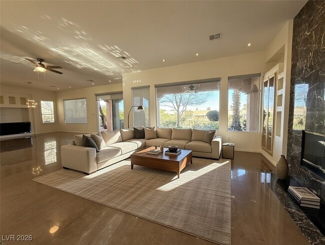 Building Photo - 10284 Sofferto Ave