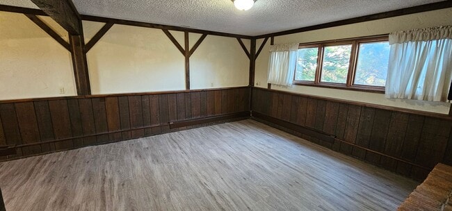 Foto del edificio - Newly Renovated 3Bed/2Bath Home Now Availa...
