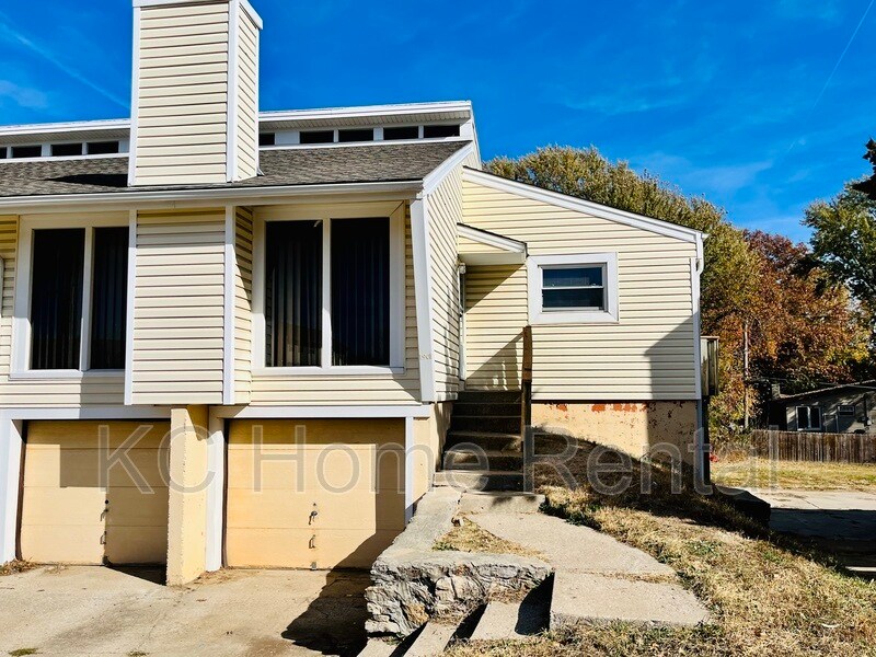 1901 N 75th Terrace, Kansas City, KS 66112 Townhome Rentals in Kansas