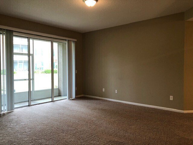 Building Photo - 785 Oakleaf Plantation Pkwy