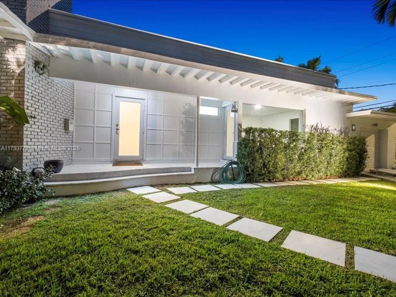 Foto principal - 900 88th St