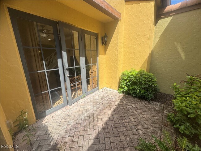 Building Photo - 11947 Tulio Way