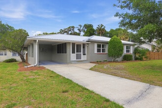 Building Photo - 511 E Rich Ave