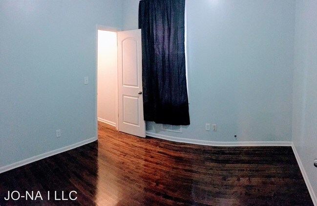 Building Photo - 4 br, 2 bath House - 6829 S. Aberdeen St.