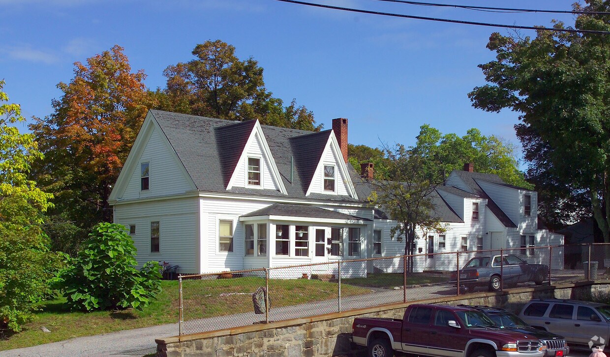 Building Photo - 30 High School Ave