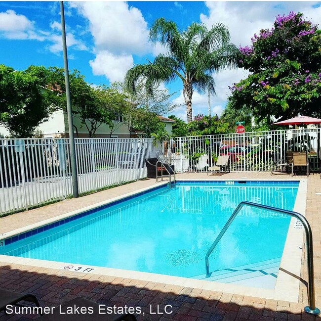 Foto del edificio - 5127 NW 30th Terrace