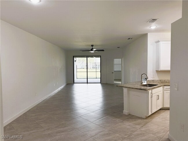 Foto del edificio - 14063 Winding Cedar Wy