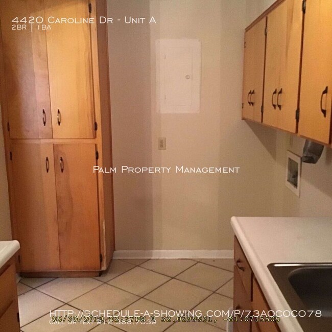 Building Photo - 4420 Caroline Dr