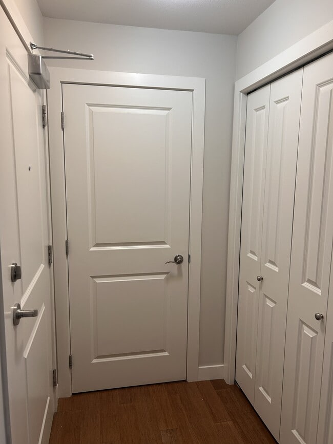 Building Photo - 415 Hunter Rd