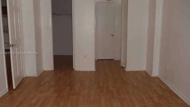 Foto del edificio - 1470 NE 123rd St