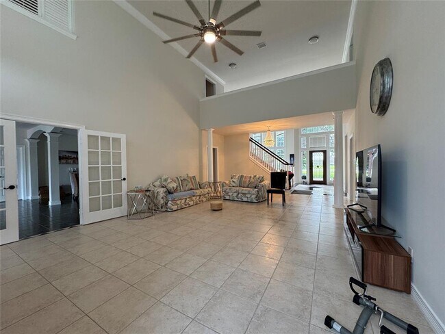 Foto del edificio - 5519 Bridlewood Dr
