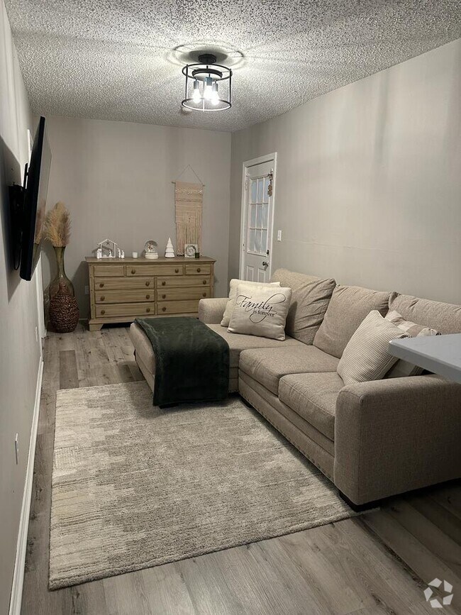 For Rent by Private Owner in North Grosvenordale CT