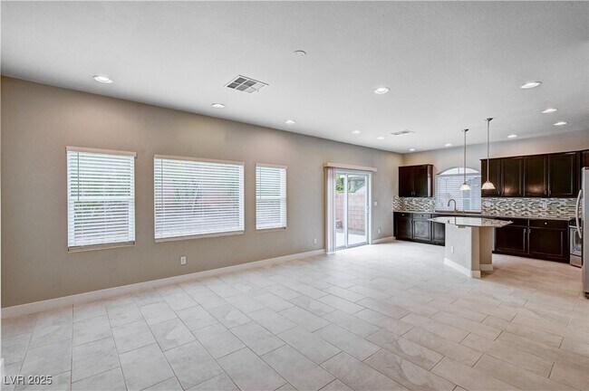 Foto del edificio - 7251 S Bronco St