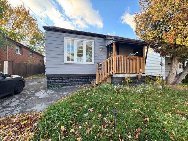 Photo du bâtiment - 453 Paling Ave