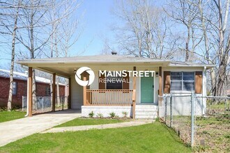 Building Photo - 121 Nabors Ave
