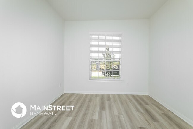 Building Photo - 26877 Steinbeck Dr