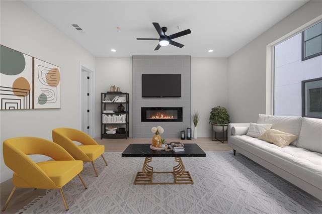 Building Photo - 1512 Seegar St