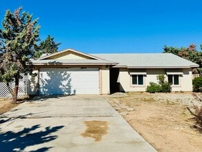 Building Photo - 7578 Paisley Ave
