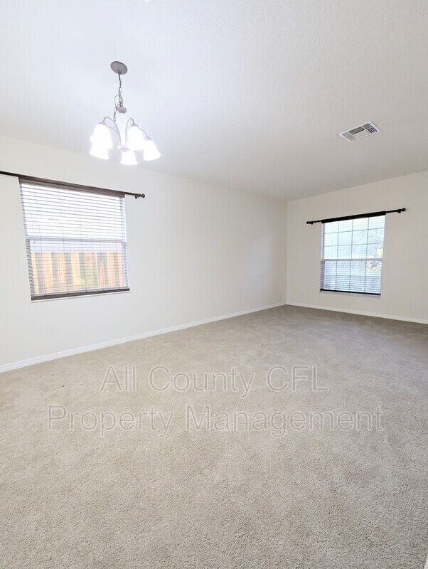 Foto del edificio - 8380 Baywood Vista Dr