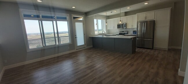 Photo - 286 Seton Passage SE (SE, AB) Townhome