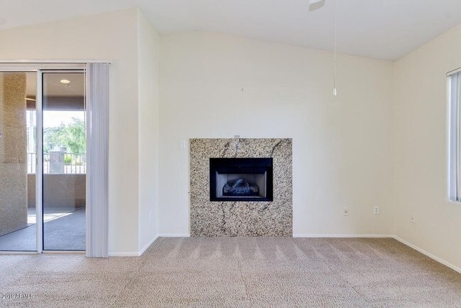 Building Photo - 2929 W Yorkshire Dr