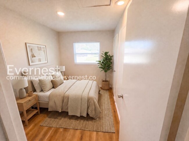 Foto del edificio - 2638 Teal Ave