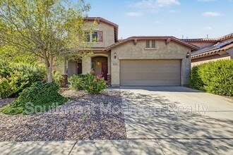 Building Photo - 2346 N Monticello Dr