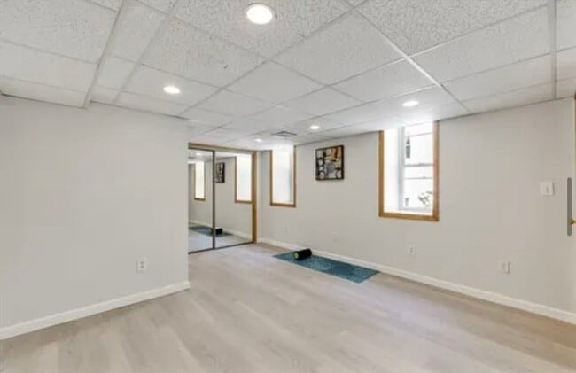 Building Photo - 19-21-21 Mt Vernon St