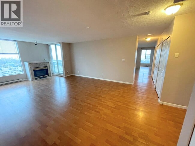 Building Photo - 7077 Beresford St.