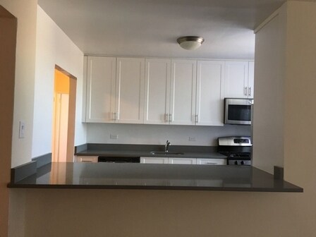 Foto principal - 7701 Bay Pkwy