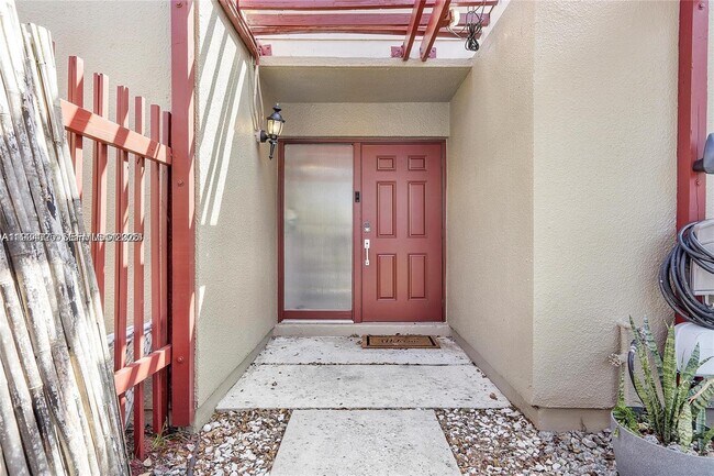 Foto del edificio - 1281 W Fairway Rd