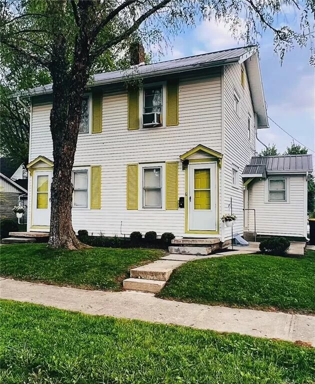 Foto del edificio - 1019 E 8th St