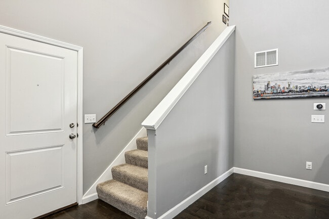 Building Photo - 4533 Nicklaus Dr