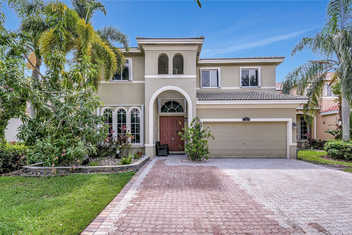 Foto principal - 6158 SW 194th Ave