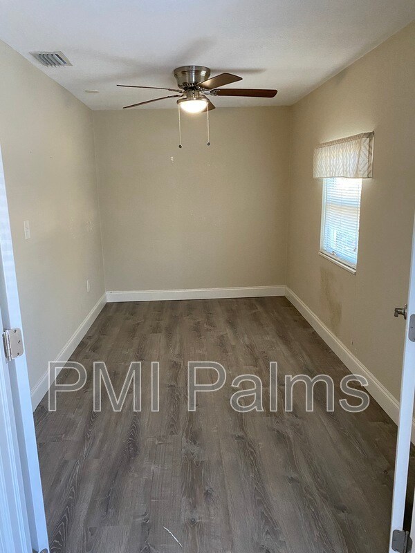 Foto del edificio - 118 David Ave